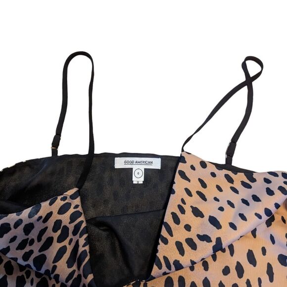 🛍️KHLOE KARDASHIANS GOOD AMERICAN ANIMAL PRINT BLOUSE SIZE 0 - Picture 2 of 3